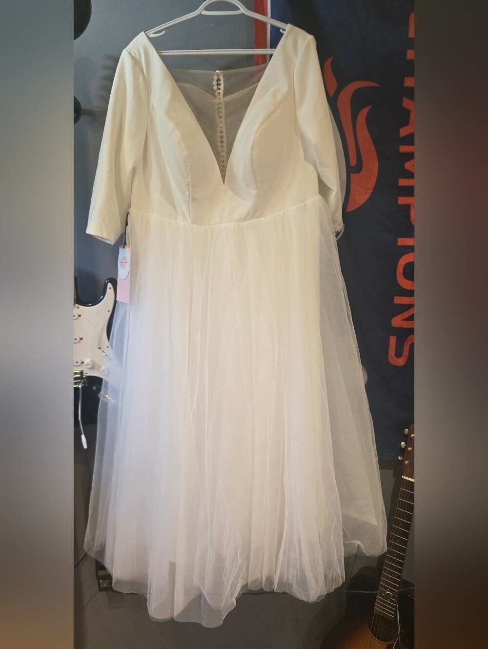 ​NWT Kiss Prom White Tulle 3/4 Sleeve Plunging V-Neck Bridal Mini Dress